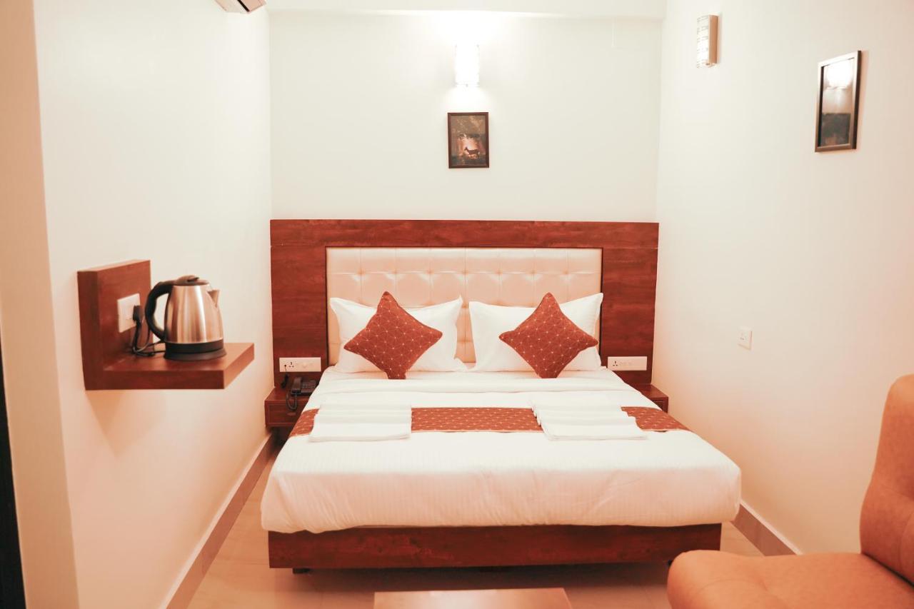 Hotel Advaitha Residency Mysore Esterno foto