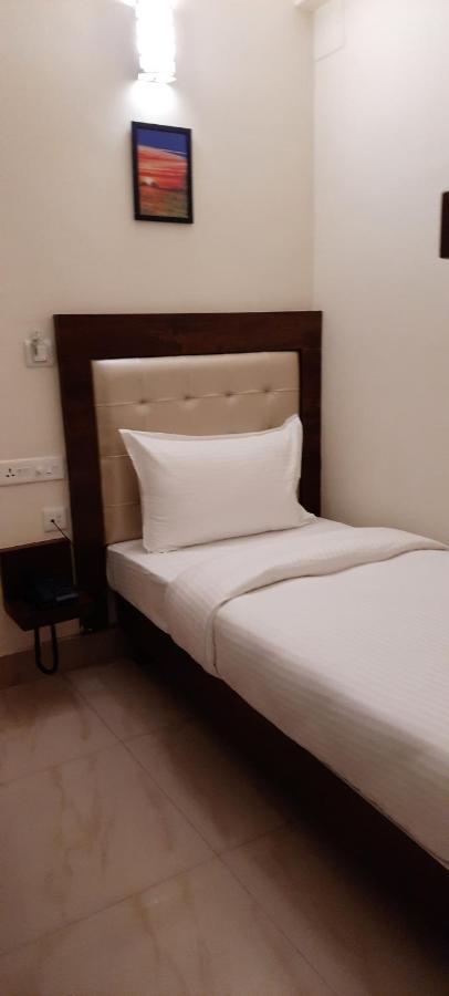 Hotel Advaitha Residency Mysore Esterno foto