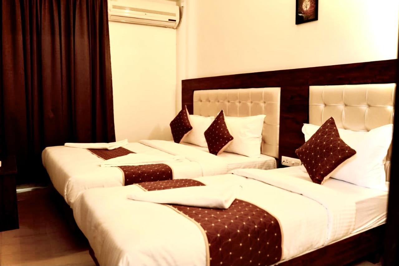 Hotel Advaitha Residency Mysore Esterno foto